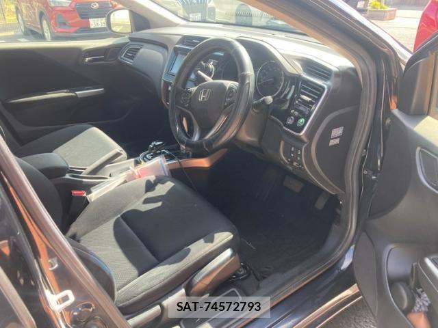 Honda GRACE 2018-04 8130299-10