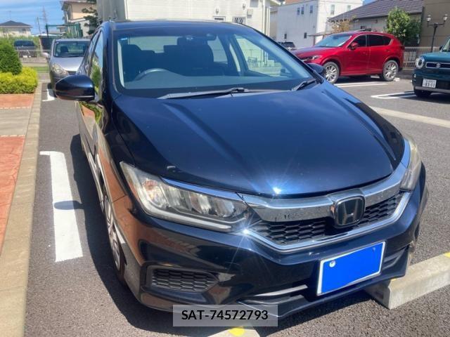 Honda GRACE 2018-04 8130299-1