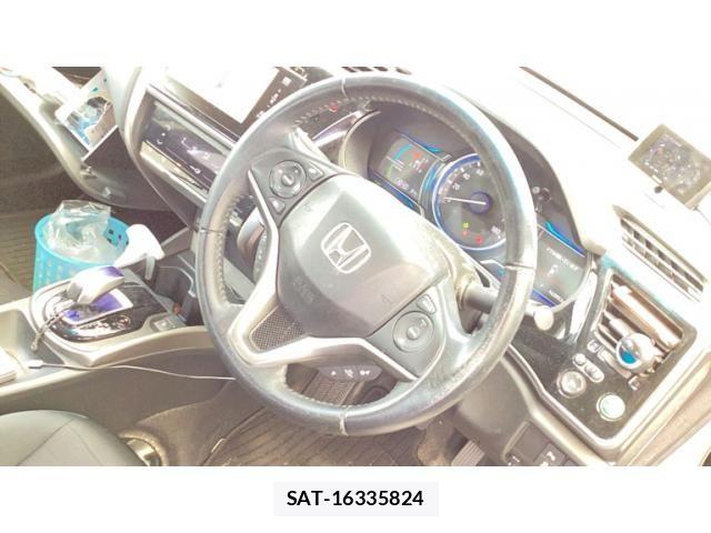 Honda GRACE 2014-12 8130313-9