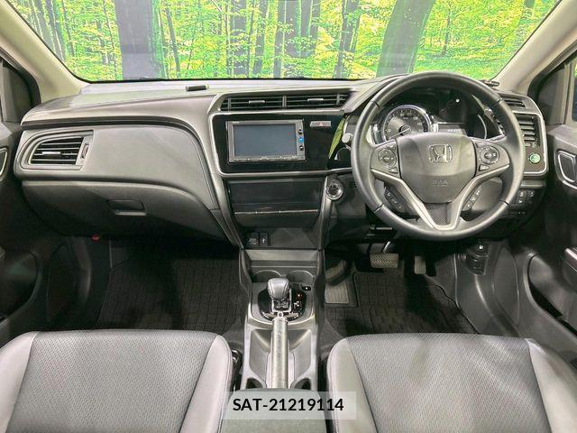 Honda GRACE 2018-01 8207675-1