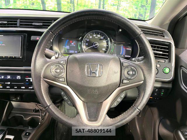 Honda GRACE 2017-12 8335971-11