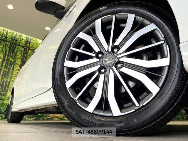 Honda GRACE 2017-12 8335971-13