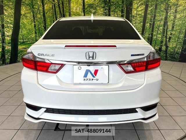 Honda GRACE 2017-12 8335971-15