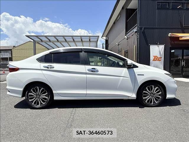 Honda GRACE 2018-11 8366083-8