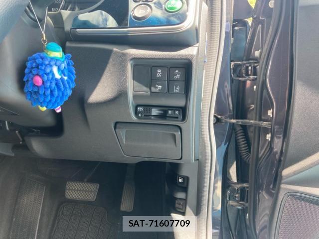 Honda GRACE 2018-01 8412648-10