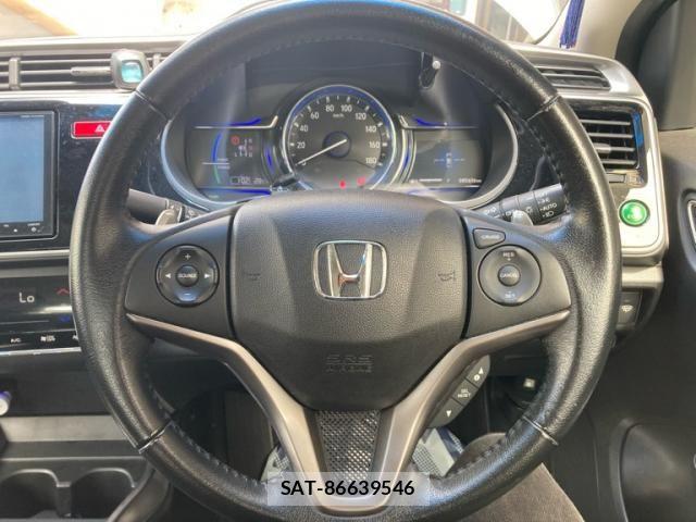 Honda GRACE 2015-03 8438163-15