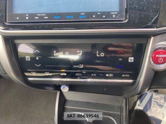 Honda GRACE 2015-03 8438163-18