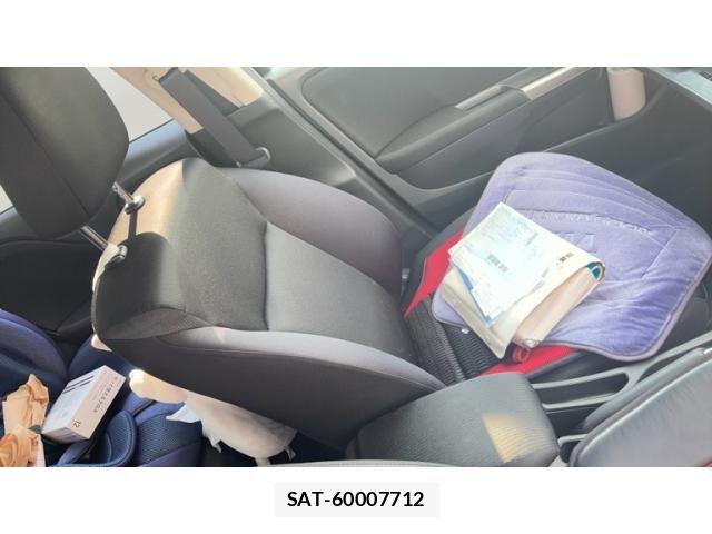 Honda GRACE 2015-03 8659281-15