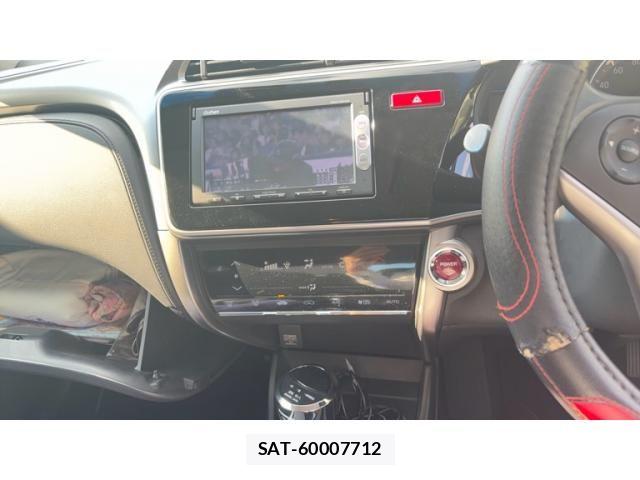 Honda GRACE 2015-03 8659281-17