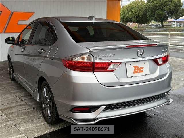 Honda GRACE 2018-03 8742415-12