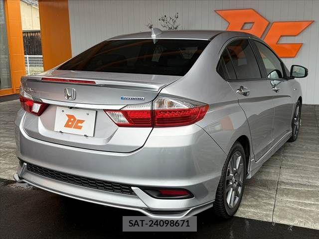 Honda GRACE 2018-03 8742415-14