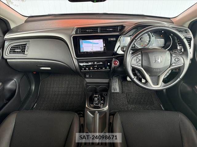 Honda GRACE 2018-03 8742415-1