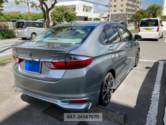 Honda GRACE 2015-03 8879936-2