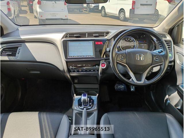 Honda GRACE 2015-12 8742422-2
