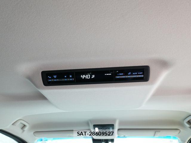 Toyota GRAN ACE 2023-10 1257028-21