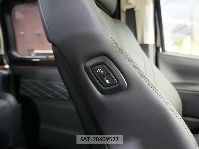 Toyota GRAN ACE 2023-10 1257028-26