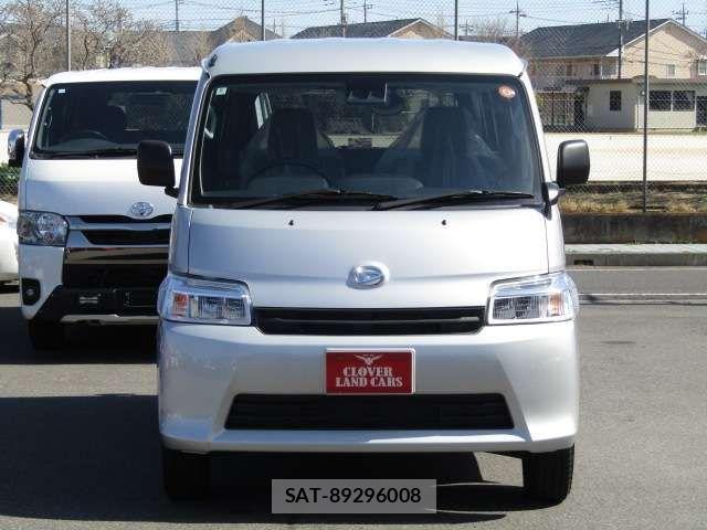 Daihatsu MAX 2025-09 5868463-6