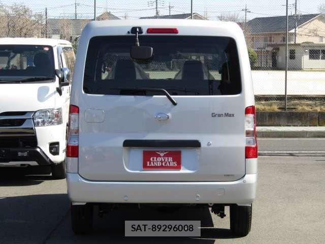 Daihatsu MAX 2025-09 5868463-7