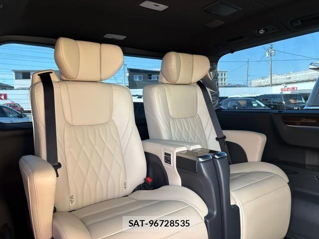 Toyota GRAN ACE 2022-01 6498118-9