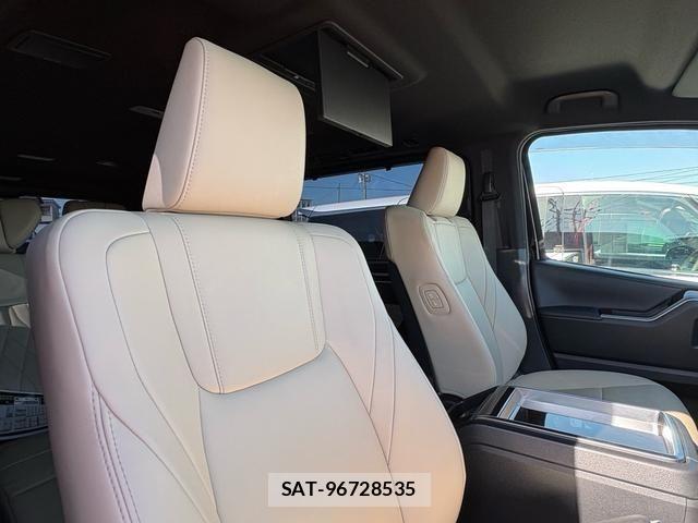 Toyota GRAN ACE 2022-01 6498118-15