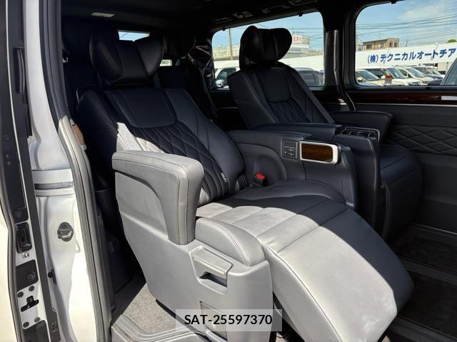 Toyota GRAN ACE 2024-06 6671557-13
