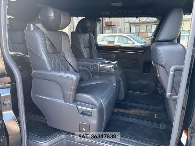 Toyota GRAN ACE 2020-09 7357918-11