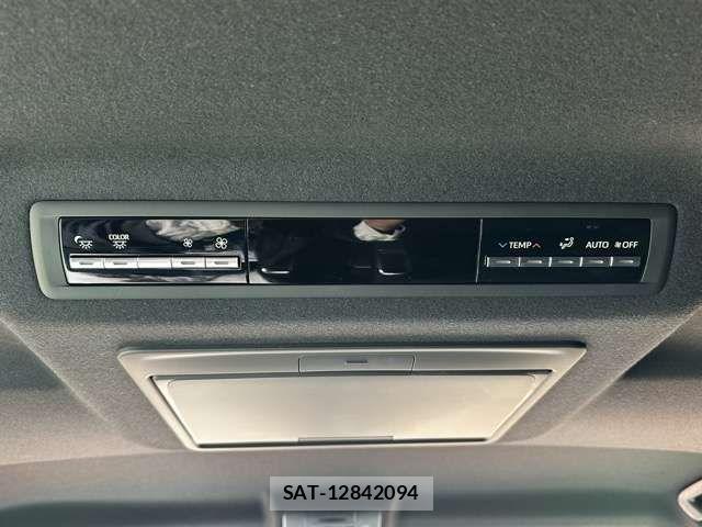 Toyota GRAN ACE 2022-07 7723678-13