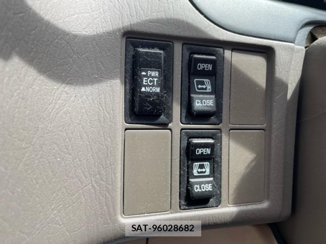Toyota GRAND HIACE 1999-10 8626923-16