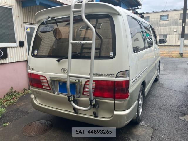 Toyota GRAND HIACE 2000-09 7392266-3