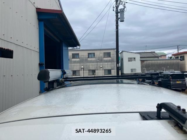 Toyota GRAND HIACE 2000-09 7392266-5