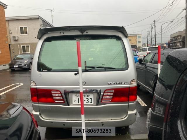 Toyota GRAND HIACE 2001-03 8073867-7