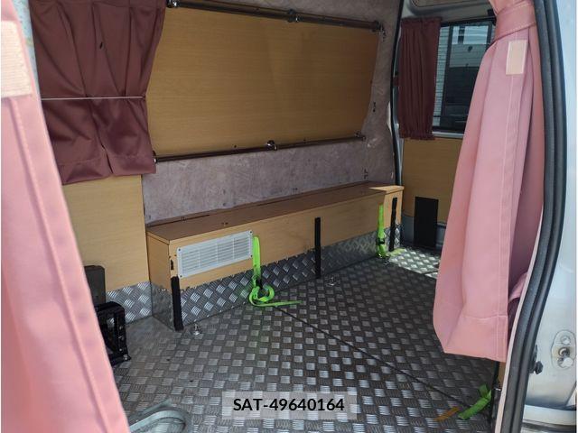 Toyota GRAND HIACE 2004-01 8371695-12