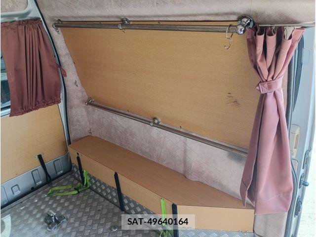 Toyota GRAND HIACE 2004-01 8371695-16