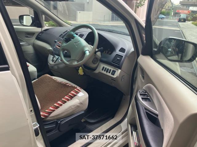 Mitsubishi GRANDIS 2003-12 6905793-14