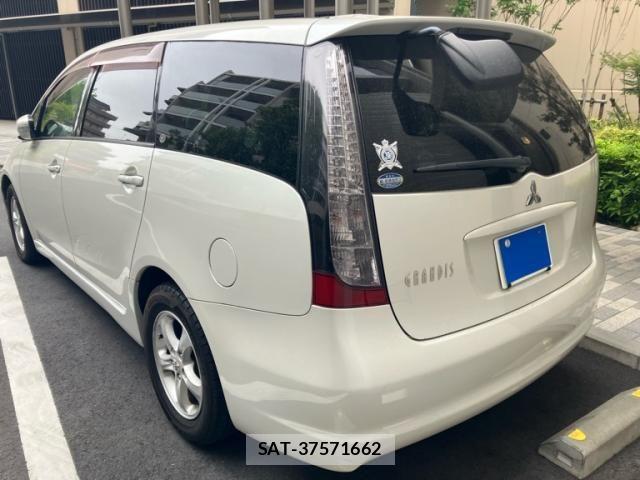 Mitsubishi GRANDIS 2003-12 6905793-3