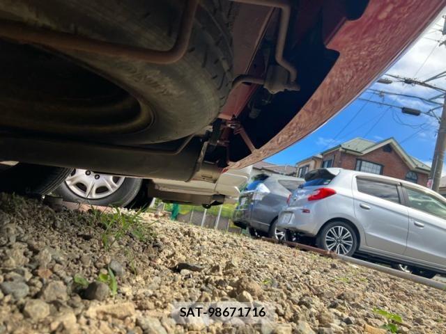 Mitsubishi GRANDIS 2006-02 8354570-11