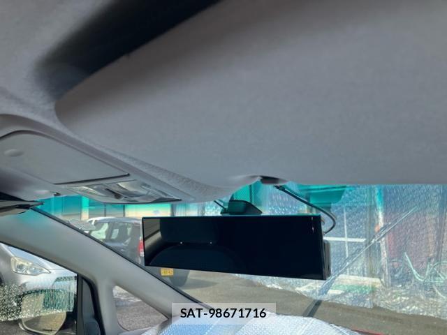 Mitsubishi GRANDIS 2006-02 8354570-19
