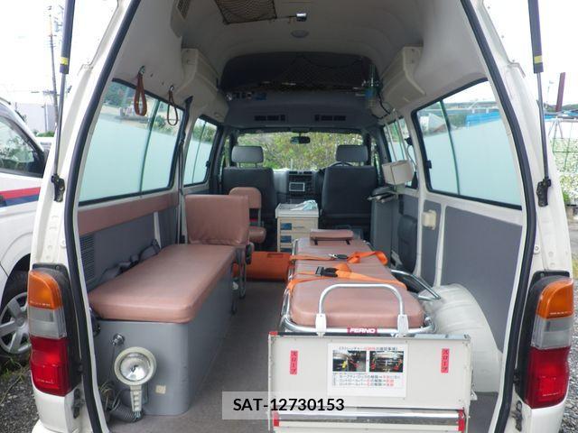Toyota GRANVIA 2004-09 3374214-5
