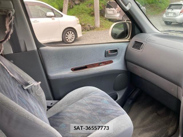Toyota GRANVIA 1999-05 8871090-19