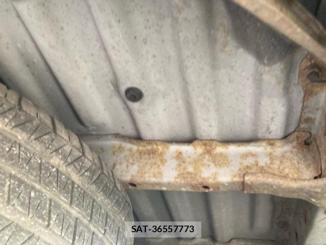 Toyota GRANVIA 1999-05 8871090-25