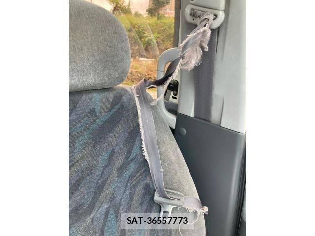 Toyota GRANVIA 1999-05 8871090-29