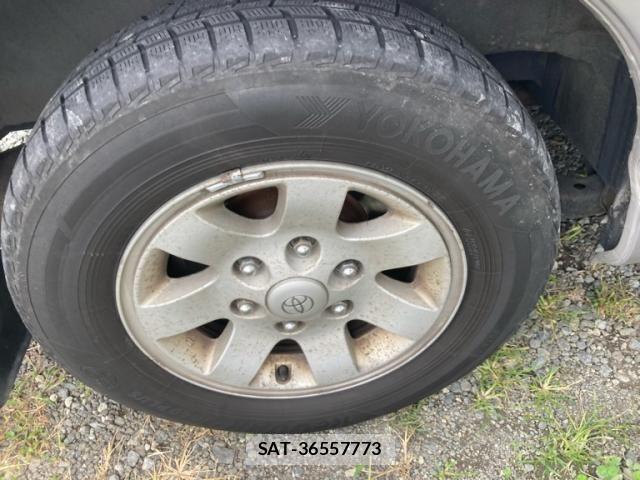 Toyota GRANVIA 1999-05 8871090-7