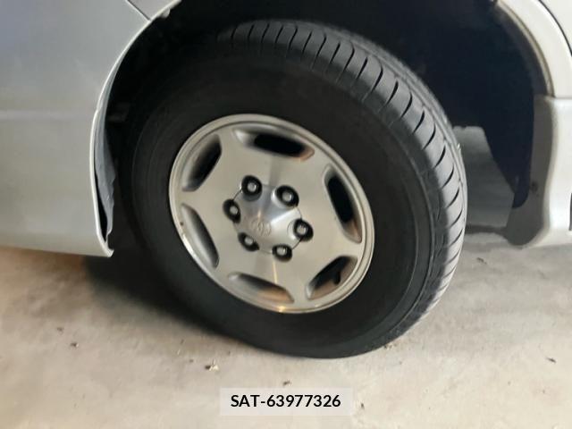 Toyota GRANVIA 2001-08 8626924-13