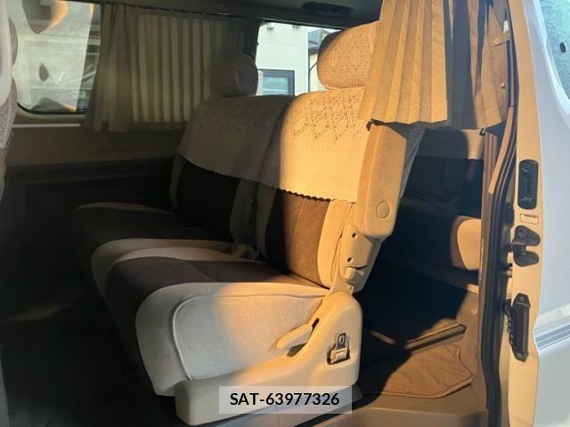 Toyota GRANVIA 2001-08 8626924-16