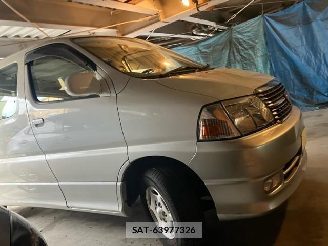 Toyota GRANVIA 2001-08 8626924-2