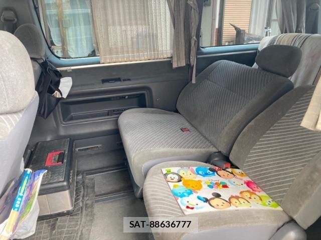 Toyota GRANVIA 1996-11 8659283-12