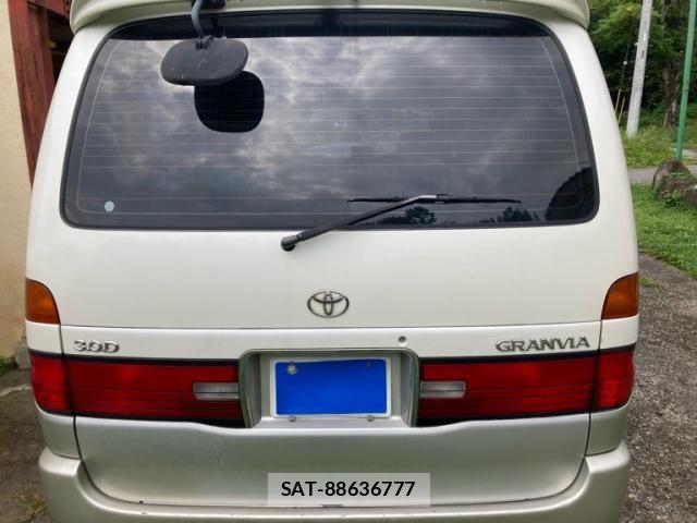 Toyota GRANVIA 1996-11 8659283-4