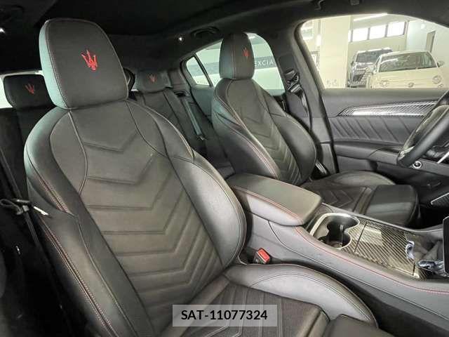 Maserati Grecale 2023-02 8626925-13