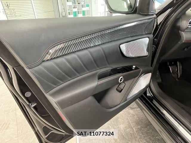 Maserati Grecale 2023-02 8626925-17