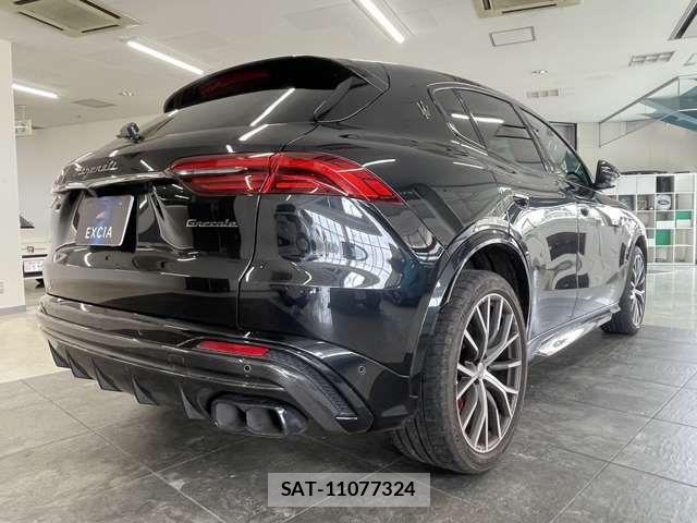 Maserati Grecale 2023-02 8626925-3